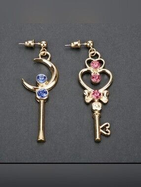 Sailor Moon Dangle Earrings